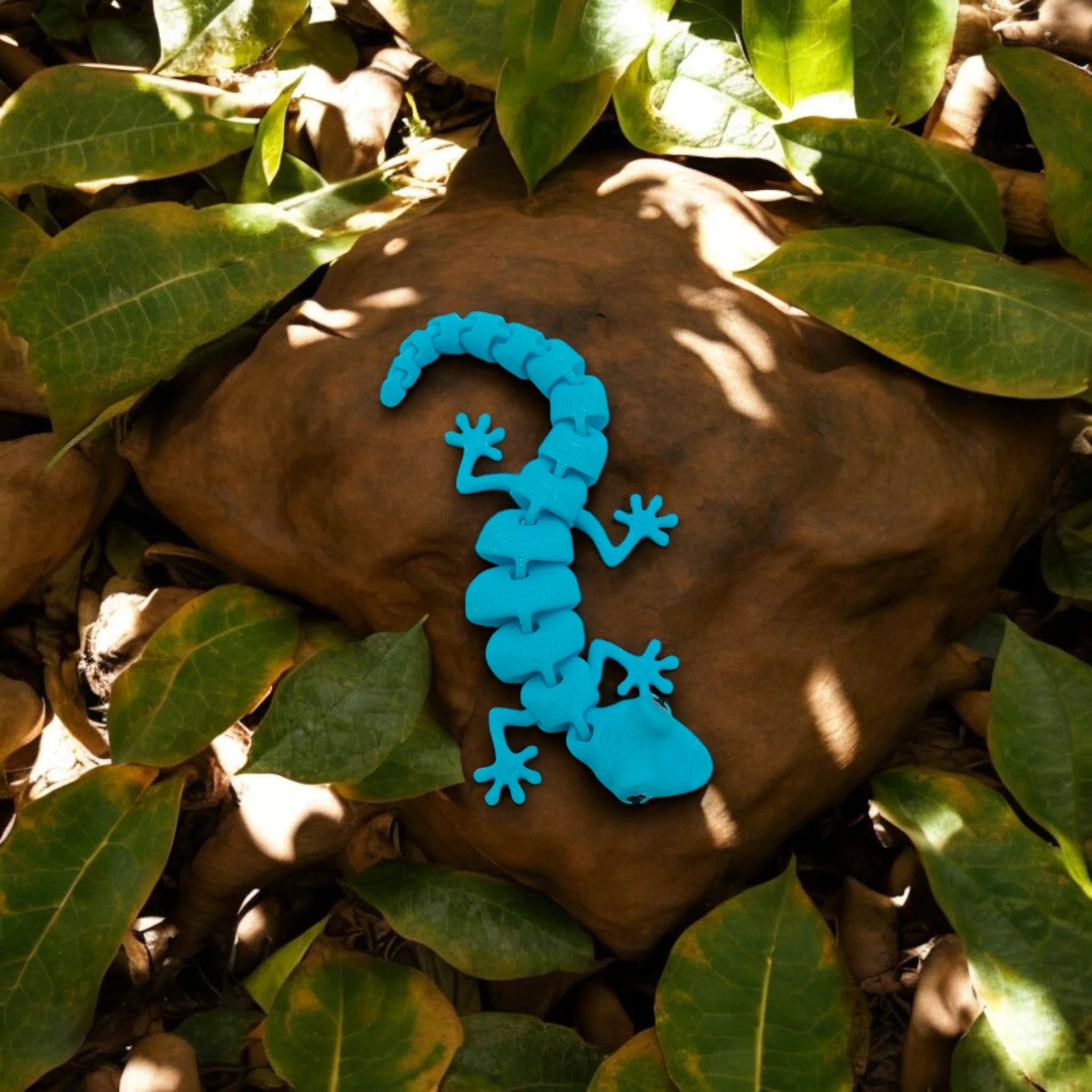 Azure Acrobat: A 3D-Printed Lizard